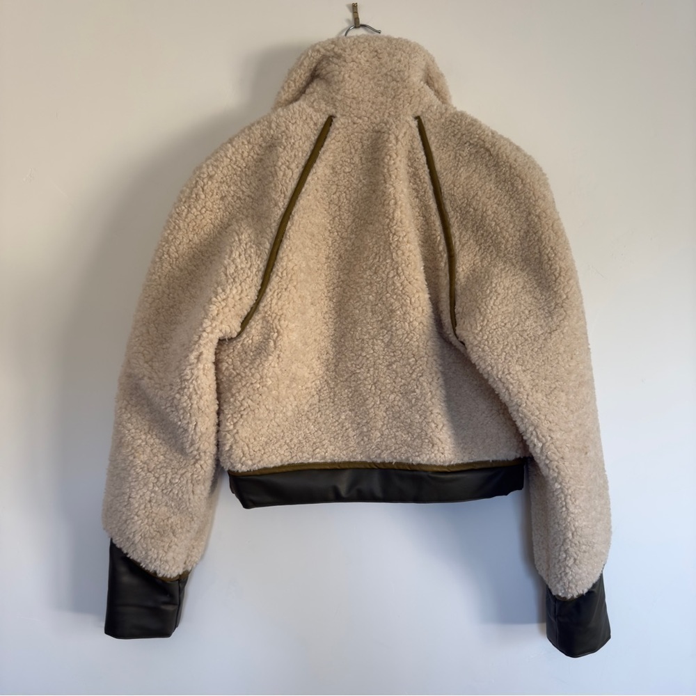 RUVE Javan shearling Jacket Size: small - Picture 3 of 8